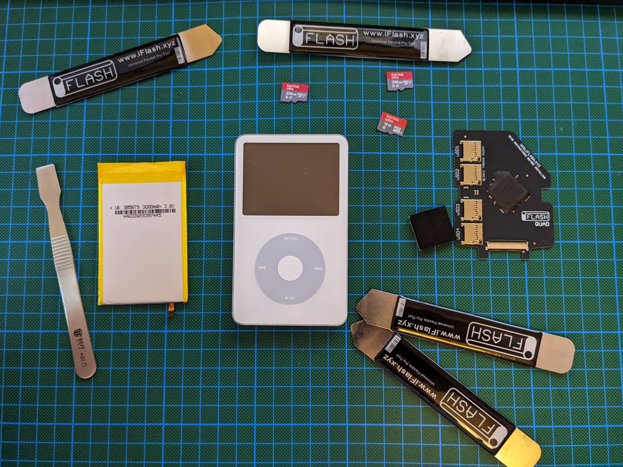 Modding an iPod Classic - 1 TB and bigger battery